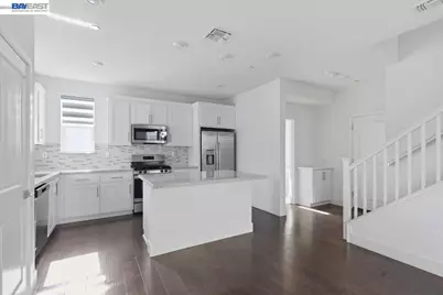 2134 Daimler St, Lathrop, CA 95330 - Photo 9