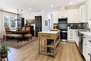 247 Quarter Cir, Davis, CA 95618 - Photo 5