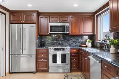 20 Dorado Ter #Penthouse, San Francisco, CA 94112 - Photo 11