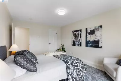 20 Dorado Ter #Penthouse, San Francisco, CA 94112 - Photo 27