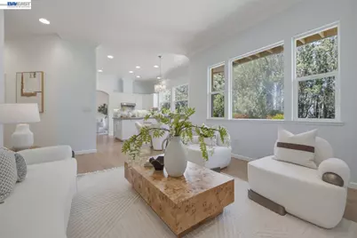 55 Buena Vista Rd, South San Francisco, CA 94080 - Photo 13