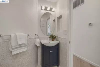 55 Buena Vista Rd, South San Francisco, CA 94080 - Photo 29