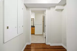 425 28th St, Oakland, CA 94609 - Photo 15
