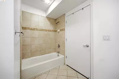 425 28th Street #101B, Oakland, CA 94609 - Photo 17