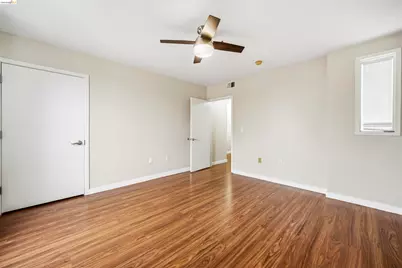 425 28th Street #101B, Oakland, CA 94609 - Photo 21