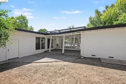 4150 Brookside Dr, Pittsburg, CA 94565 - Photo 25
