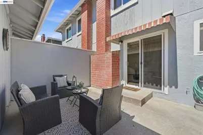 1486 Newhall Pkwy, Concord, CA 94521 - Photo 33