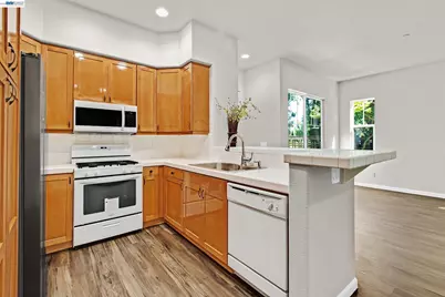 341 Imagination Pl, Milpitas, CA 95035 - Photo 9