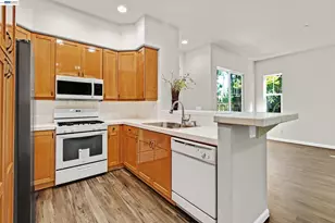 341 Imagination Pl, Milpitas, CA 95035 - Photo 9
