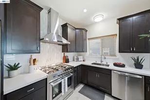 17208 President Dr, Castro Valley, CA 94546 - Photo 19