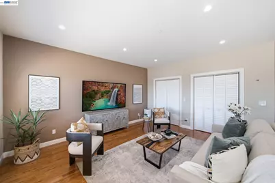 17208 President Dr, Castro Valley, CA 94546 - Photo 25