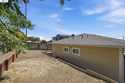 17208 President Dr, Castro Valley, CA 94546 - Photo 11