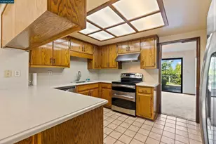 1085 Camino Verde Cir, Walnut Creek, CA 94597 - Photo 17