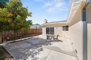 2274 Mt Whitney Dr, Pittsburg, CA 94565 - Photo 21