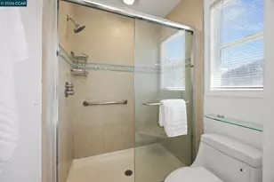 2274 Mt Whitney Dr, Pittsburg, CA 94565 - Photo 19