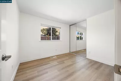 2274 Mount Whitney Dr, Pittsburg, CA 94565 - Photo 19