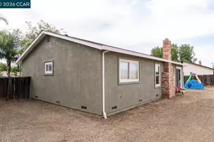 2135 Apricot Ct, Pittsburg, CA 94565 - Photo 21
