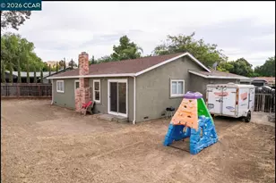 2135 Apricot Ct, Pittsburg, CA 94565 - Photo 23