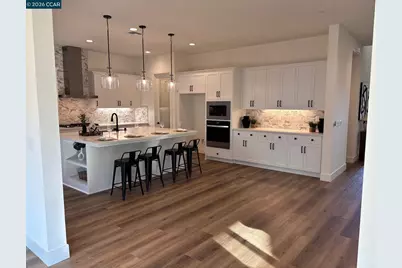 16127 Purdy Court, Lathrop, CA 95330 - Photo 13