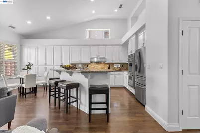 25518 Gold Ridge Dr, Castro Valley, CA 94552 - Photo 21