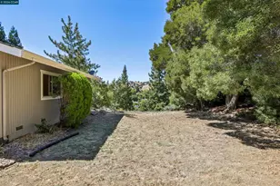 2536 Pebble Beach Loop, Lafayette, CA 94549 - Photo 7