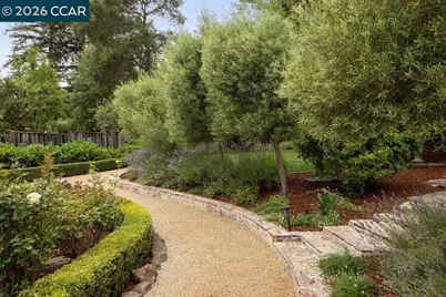 187 Moraga Way, Orinda, CA 94563 - Photo 47