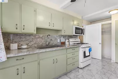 1691 Ashbury Dr, Concord, CA 94520 - Photo 7