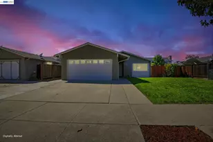 40 Gonzalez Dr, Hollister, CA 95023 - Photo 1