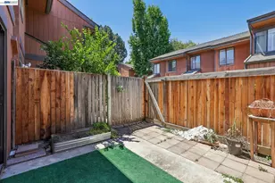 38623 Cherry Ln, Fremont, CA 94536 - Photo 25