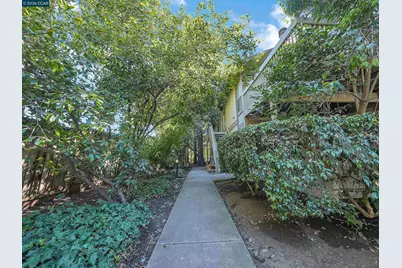1544 Bailey Rd #39, Concord, CA 94521 - Photo 17