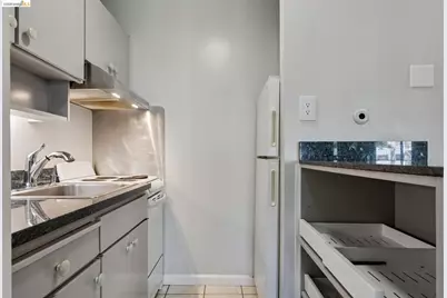9 Commodore Dr #A207, Emeryville, CA 94608 - Photo 11