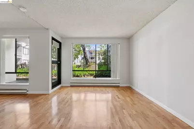 9 Commodore Dr #A207, Emeryville, CA 94608 - Photo 1