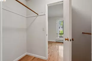 9 Commodore Dr, Emeryville, CA 94608 - Photo 15