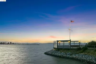 9 Commodore Dr #A207, Emeryville, CA 94608 - Photo 55