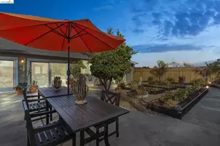 13255 Clairepointe Way, Oakland, CA 94619 - Photo 25
