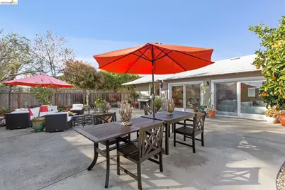 13255 Clairepointe Way, Oakland, CA 94619 - Photo 5