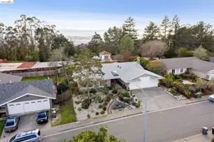 13255 Clairepointe Way, Oakland, CA 94619 - Photo 29