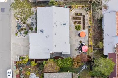 13255 Clairepointe Way, Oakland, CA 94619 - Photo 27