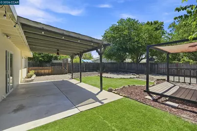 640 Michele Dr, Martinez, CA 94553 - Photo 23