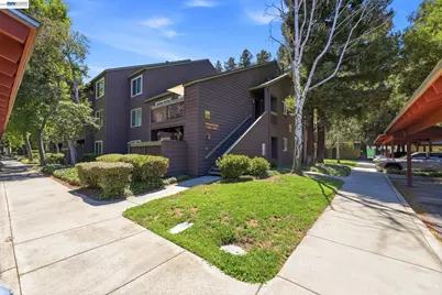 1137 Yarwood Court, San Jose, CA 95128 - Photo 29
