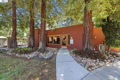1137 Yarwood Court, San Jose, CA 95128 - Photo 33