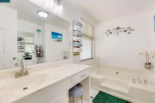 2368 Dalis Dr, Concord, CA 94520 - Photo 39
