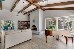 2368 Dalis Dr, Concord, CA 94520 - Photo 57