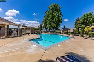 2368 Dalis Dr, Concord, CA 94520 - Photo 69