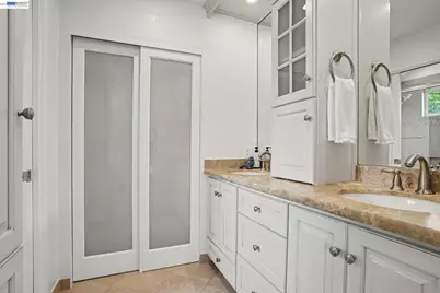 135 Justin Cir, Alameda, CA 94502 - Photo 19