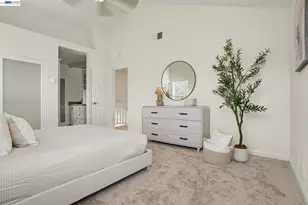 135 Justin Cir, Alameda, CA 94502 - Photo 17