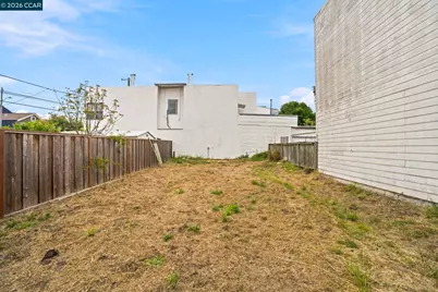 913 France Ave, San Francisco, CA 94122 - Photo 23