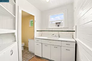 913 France Ave, San Francisco, CA 94122 - Photo 21