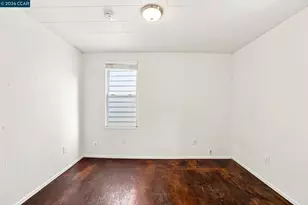 913 France Ave, San Francisco, CA 94122 - Photo 11