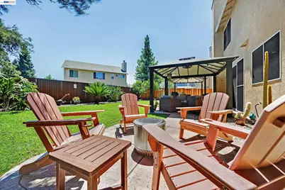 333 Glenbriar Cir, Tracy, CA 95377 - Photo 11